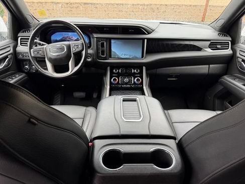 Used 2022 GMC Yukon Denali AWD/4WD image 15