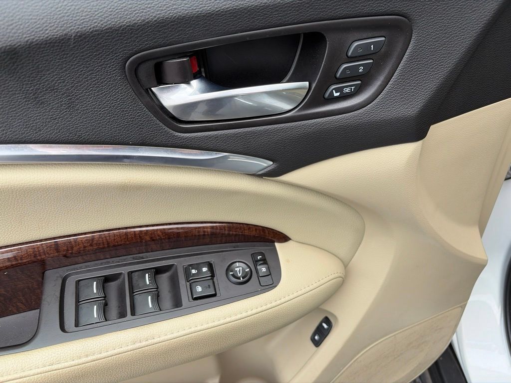 Used 2020 Acura MDX SH-AWD image 14