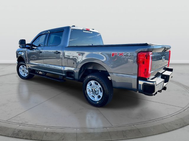 Used 2026 Ford F250 XLT AWD/4WD image 8