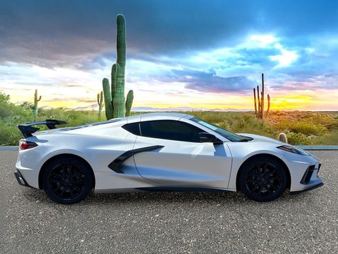 Used 2026 Chevrolet Corvette Stingray Coupe w/ Battery Protection Package RWD image 6