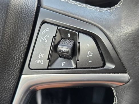 Used 2021 Buick Encore Preferred w/ Safety Package FWD image 19