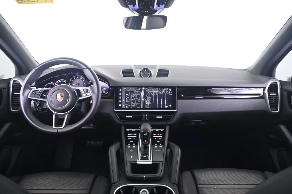 Used 2023 Porsche Cayenne Platinum Edition AWD/4WD image 31