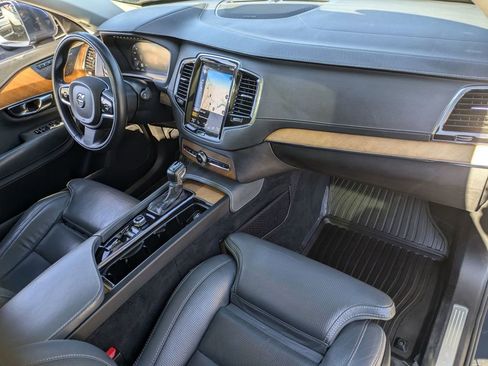 Used 2020 Volvo XC90 T6 Inscription w/ Protection Package Premier image 28