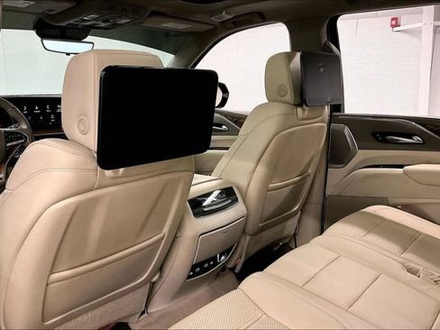 Used 2021 Cadillac Escalade ESV Sport Platinum w/ LPO, ONYX Package AWD/4WD image 34