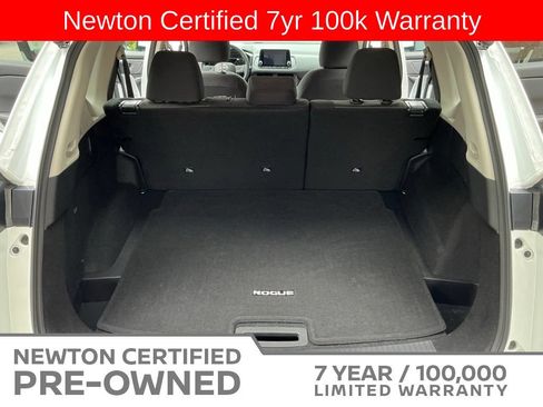 Used 2026 Nissan Rogue SV w/ Cold Weather Package FWD image 20