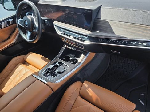 Certified 2025 BMW X5 sDrive40i w/ M Sport Package RWD image 30