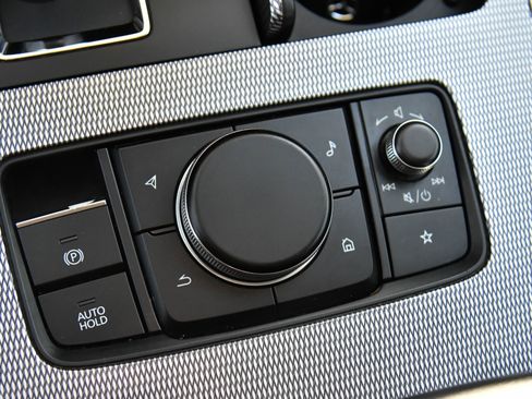 Used 2024 MAZDA CX-90 3.3 Turbo w/ Preferred Plus image 26