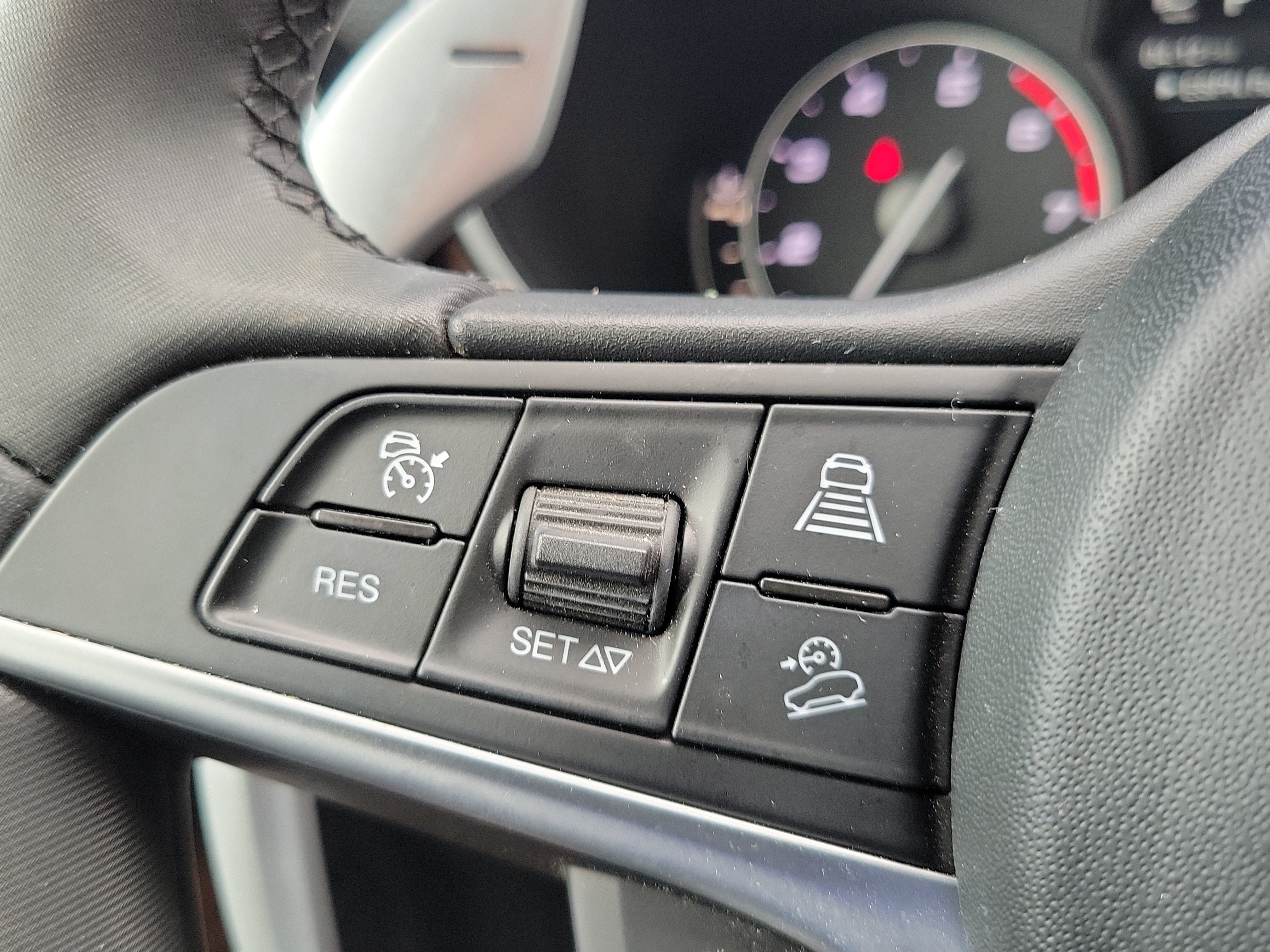 Used 2018 Alfa Romeo Stelvio Ti Sport AWD/4WD image 18