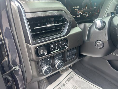 Used 2025 GMC Yukon AT4 Ultimate image 13