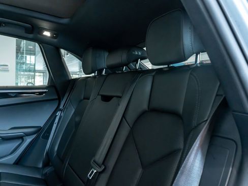 Certified 2026 Porsche Macan AWD/4WD image 26