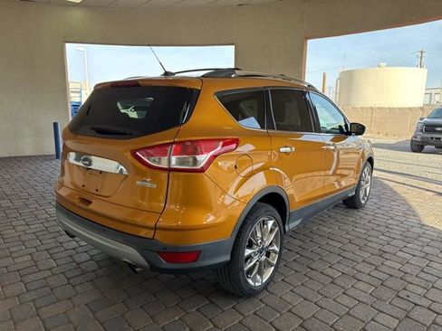 Used 2016 Ford Escape SE w/ SE Chrome Package image 5