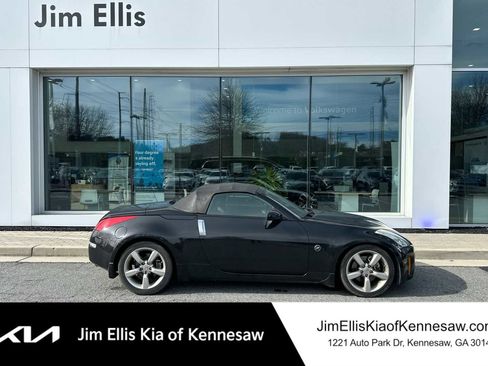Used 2007 Nissan 350Z Touring image 1