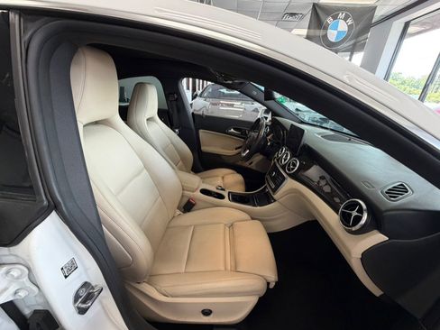 Used 2019 Mercedes-Benz CLA 250 image 34