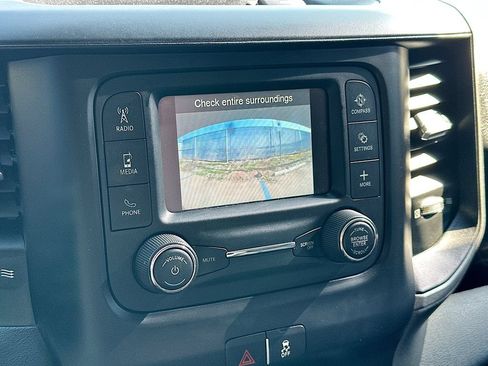 Used 2019 RAM 5500 Tradesman w/ Ambulance Prep Group RWD image 19