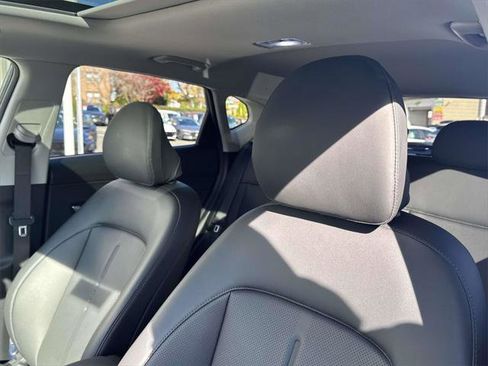 Certified 2025 Hyundai Kona Limited image 20