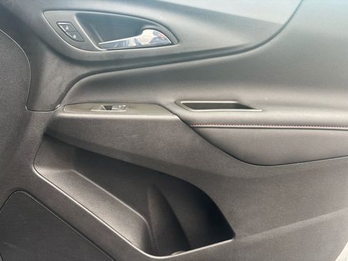 Used 2024 Chevrolet Equinox RS image 21