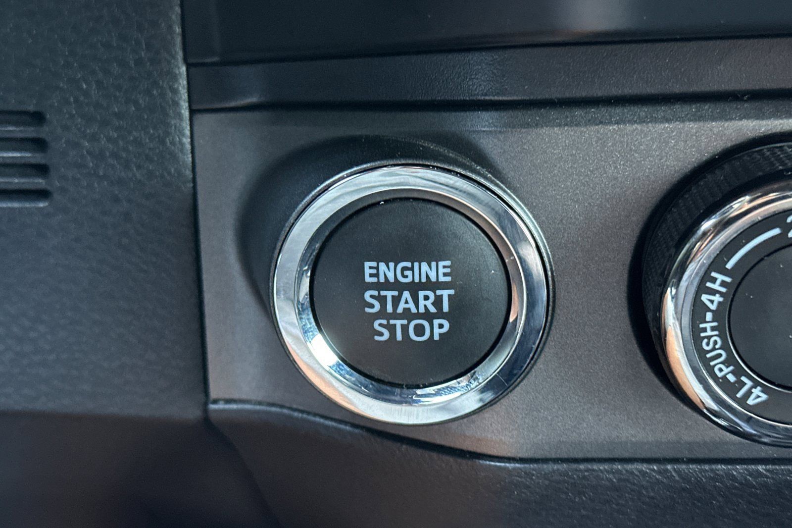 Used 2023 Toyota Tacoma TRD Sport AWD/4WD image 22