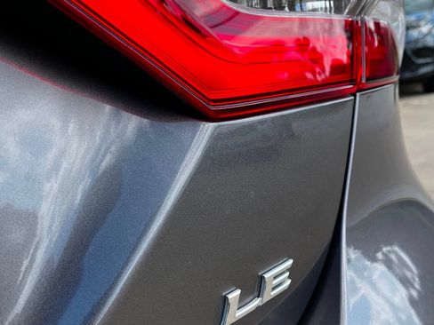 Used 2020 Toyota Camry LE FWD image 15