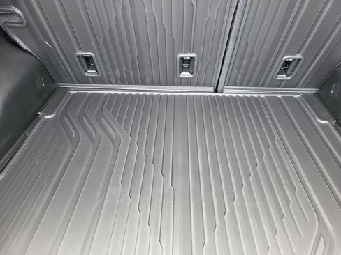 New 2026 Chevrolet Equinox EV LT image 27