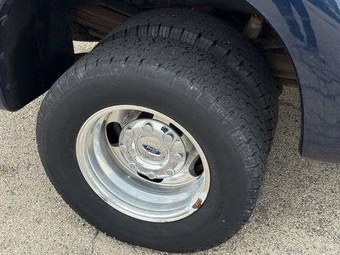 Used 2016 Ford F350 Lariat w/ Lariat Interior Package image 10