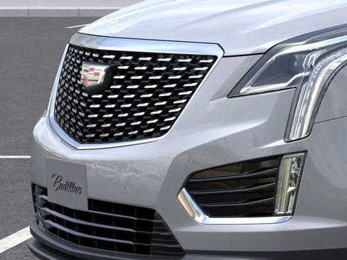 New 2026 Cadillac XT5 Luxury FWD image 13