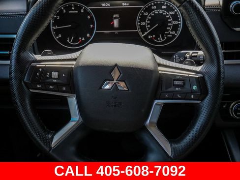Used 2024 Mitsubishi Outlander SE FWD image 28