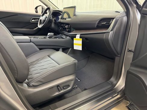 New 2026 Nissan Rogue Platinum w/ Platinum Premium Package image 29