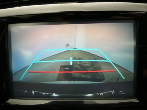 Used 2020 Toyota Camry LE FWD image 17