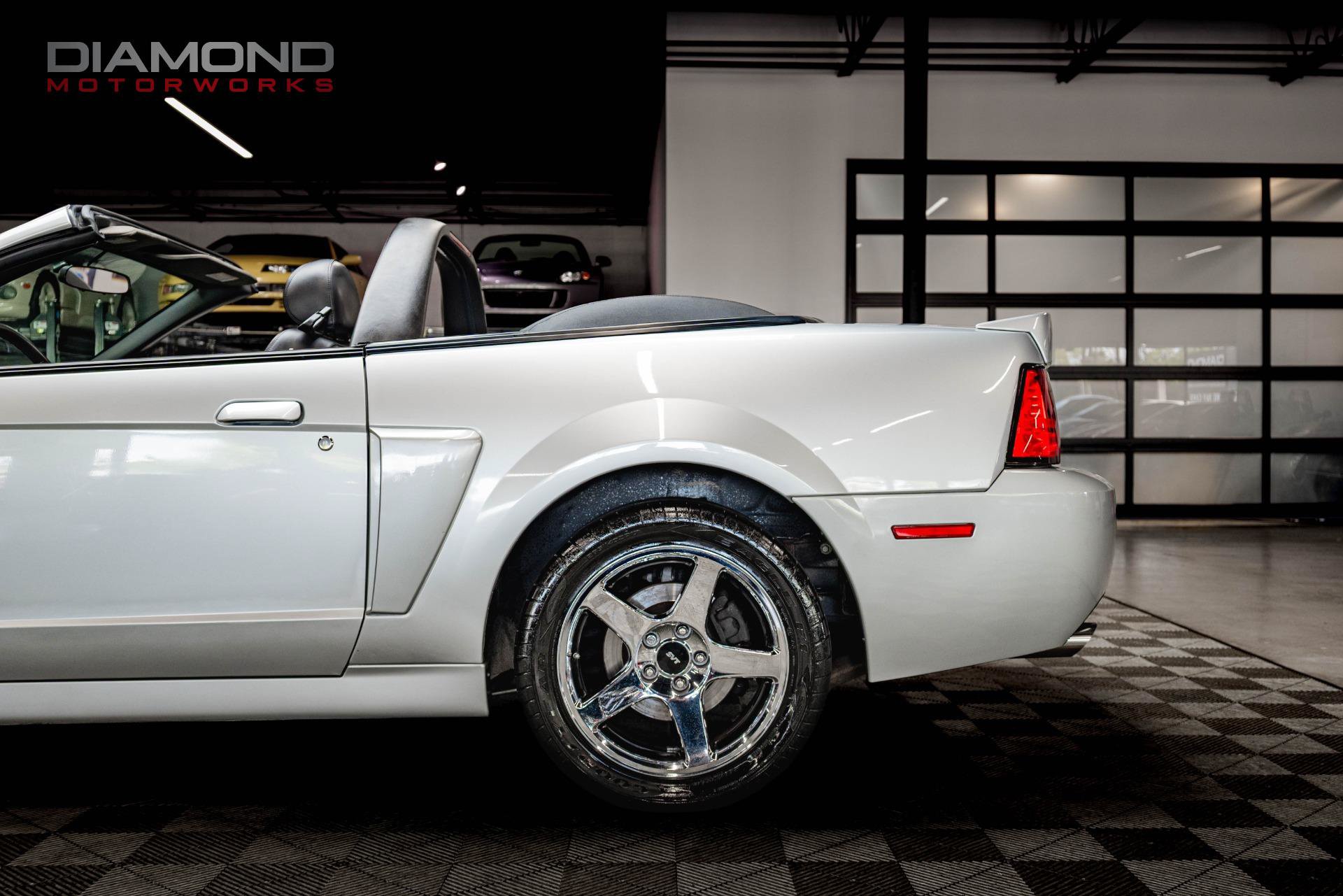 Used 2004 Ford Mustang Cobra RWD image 14