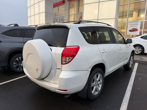 Used 2008 Toyota RAV4 Limited image 3
