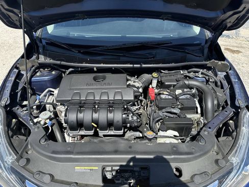 Used 2019 Nissan Sentra SV FWD image 3