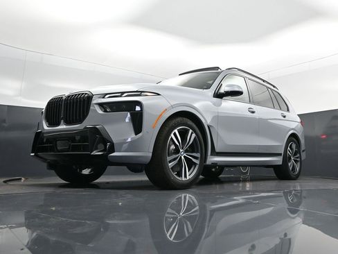 New 2026 BMW X7 xDrive40i w/ Executive Package image 39