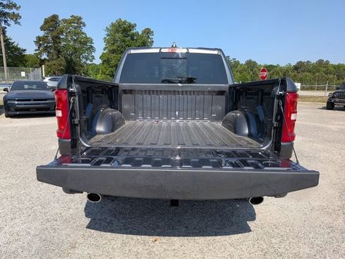 New 2026 RAM 1500 Laramie AWD/4WD image 13