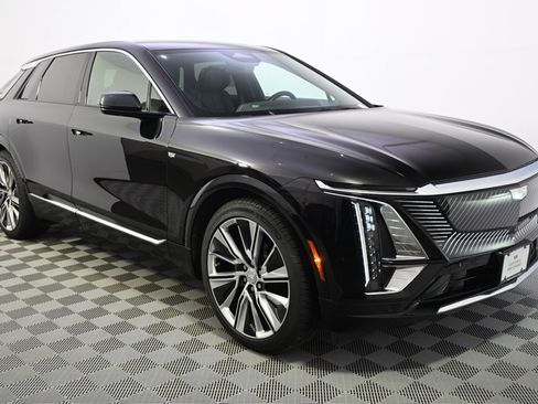 Certified 2024 Cadillac Lyriq Luxury w/ LPO, Floor Liner Package image 8