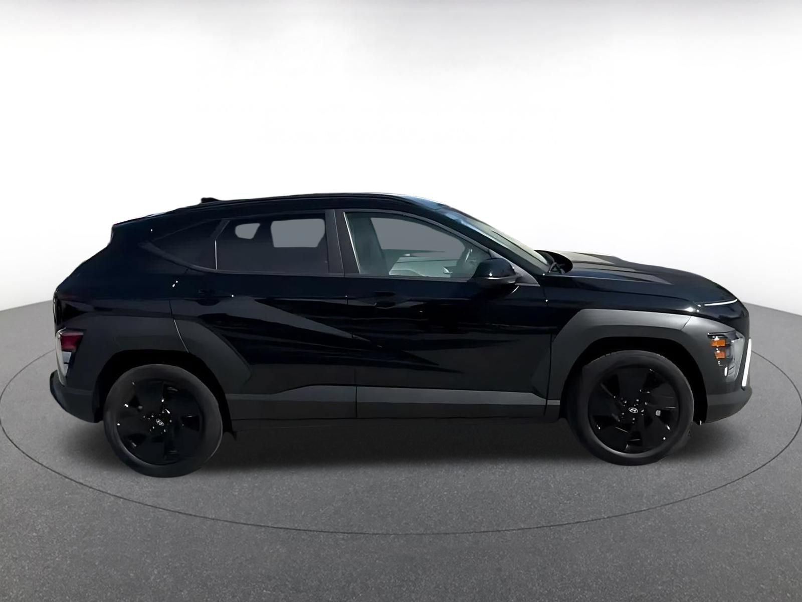 Used 2026 Hyundai Kona SEL Sport FWD image 15