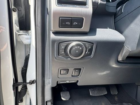 Used 2022 Ford F450 Platinum w/ FX4 Off-Road Package AWD/4WD image 29