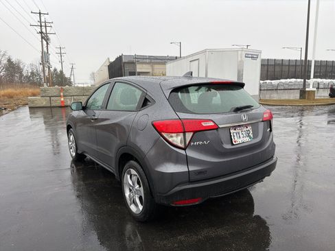 Used 2022 Honda HR-V LX image 4