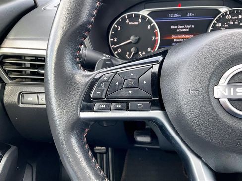 Used 2024 Nissan Altima 2.5 SR image 22