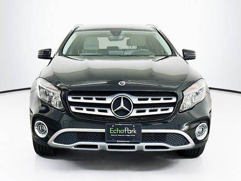 Used 2019 Mercedes-Benz GLA 250 4MATIC image 2