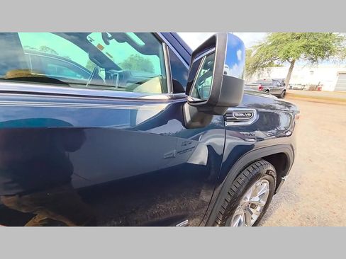 Used 2020 GMC Sierra 1500 SLT w/ SLT Premium Plus Package image 23