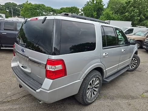 Used 2017 Ford Expedition XLT AWD/4WD image 4