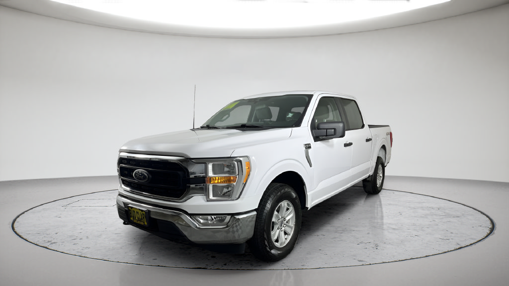 Used 2022 Ford F150 XLT w/ Trailer Tow Package AWD/4WD image 1