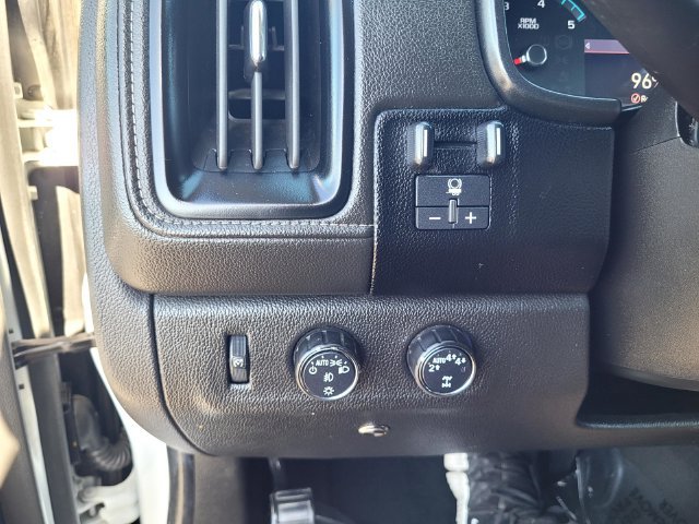 Used 2022 GMC Canyon Denali AWD/4WD image 15