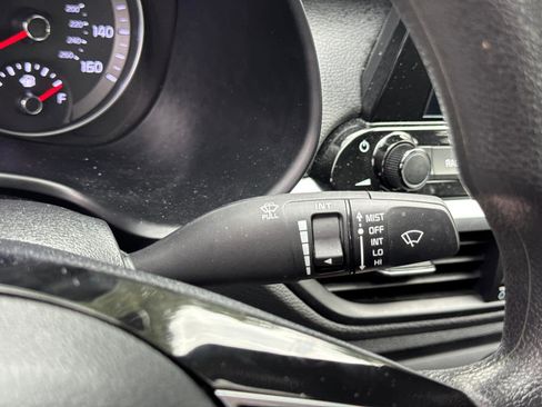 Used 2024 Kia Forte LXS image 19