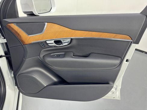 Used 2021 Volvo XC90 T8 Inscription Expression w/ Protection Package Premier image 48