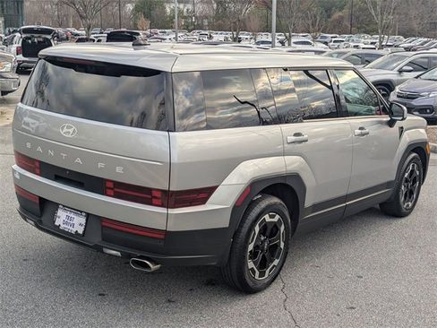 Used 2025 Hyundai Santa Fe SE image 7