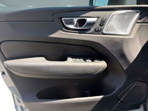 Certified 2023 Volvo XC60 B5 Ultimate AWD/4WD image 20