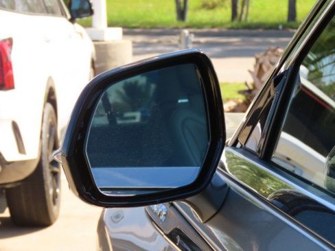 Certified 2023 Lincoln Aviator Reserve w/ Equipment Group 201A image 17