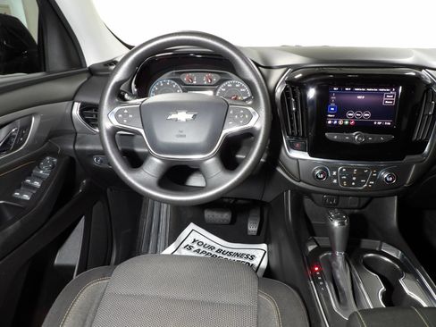 Used 2020 Chevrolet Traverse LS FWD image 14