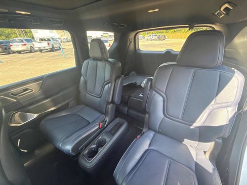 Used 2026 INFINITI QX80 4WD w/ Sport Exterior Package image 13